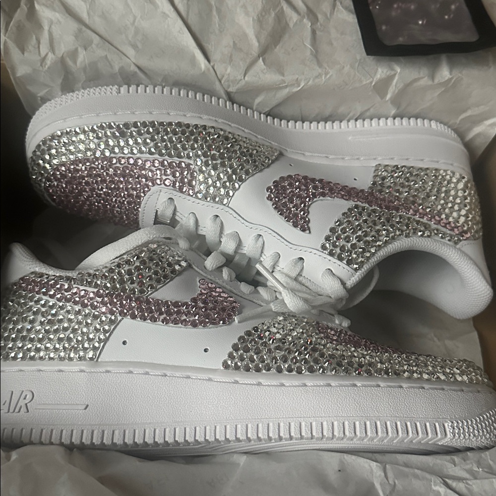 Women’s Nike Air Force 1 embellished Sneakers 9 - Picture 3 of 10